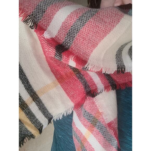 Essential Fall Red Plaid Oversized Blanket Fringe Scarf Size 52"x52" - Picture 3 of 4